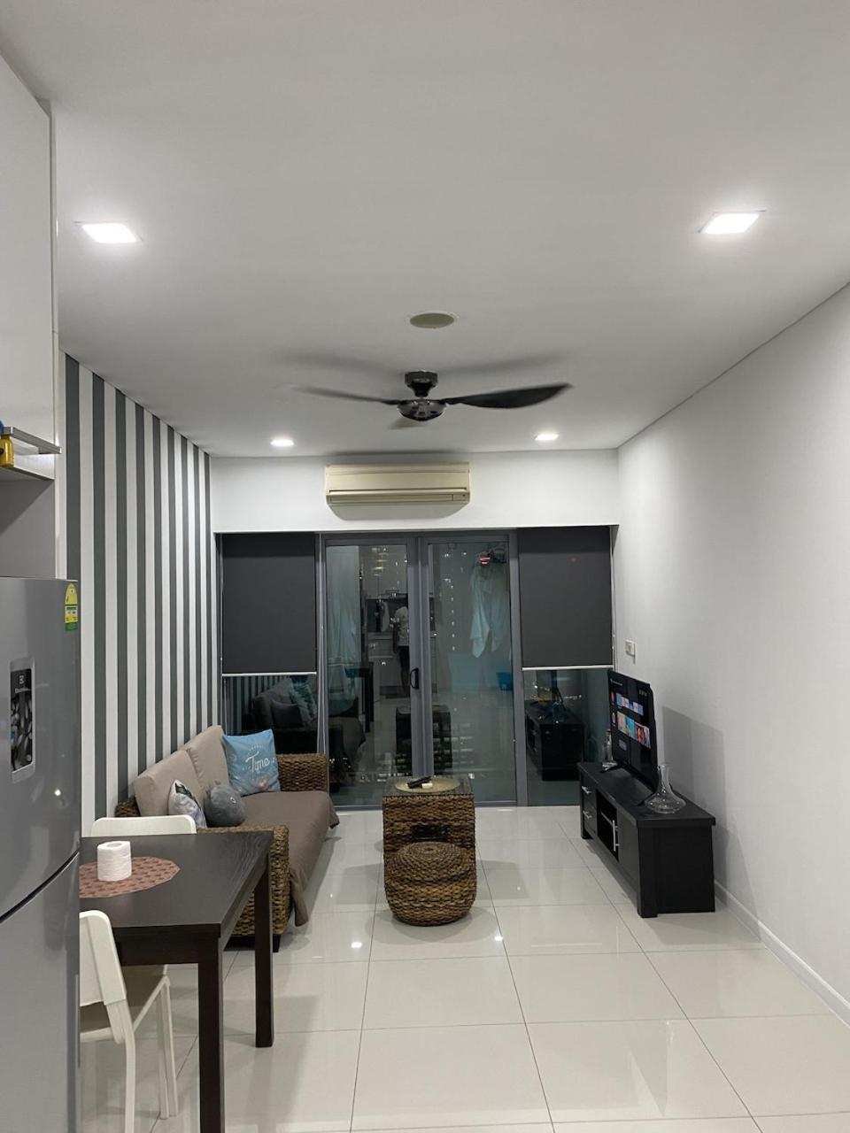 Mercu Summer Suites Klcc By Minutepointhome Kuala Lumpur Esterno foto